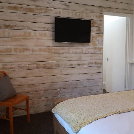 Coastal Escape Sandgate โฟล์กสตัน ภายนอก รูปภาพ
